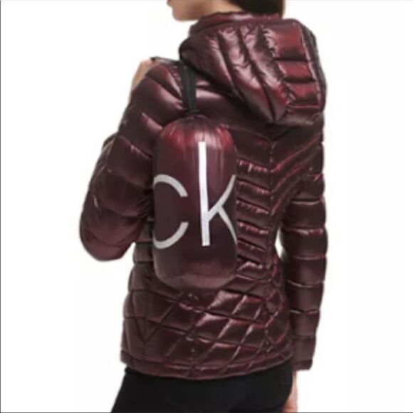 CALVIN KLEIN Hooded Packable Premium Down Puffer Coat Eggplant Wine XS - Picture 2 of 15
